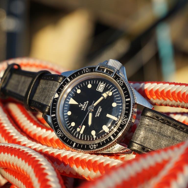 bracelet toile carbone sur yema superman